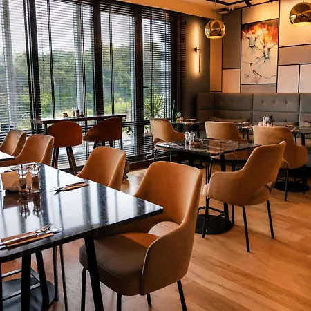 Somerset Maslak Hotell 4*