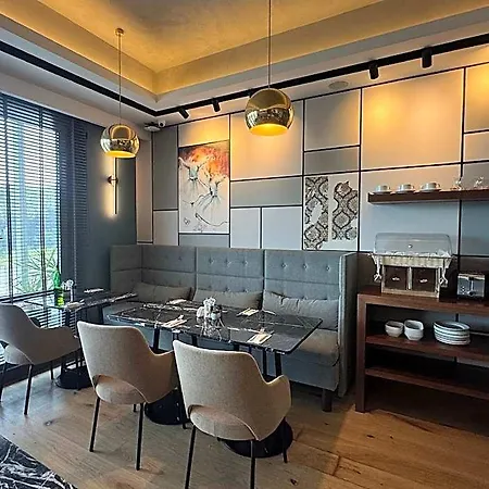 Somerset Maslak Hotell 4*